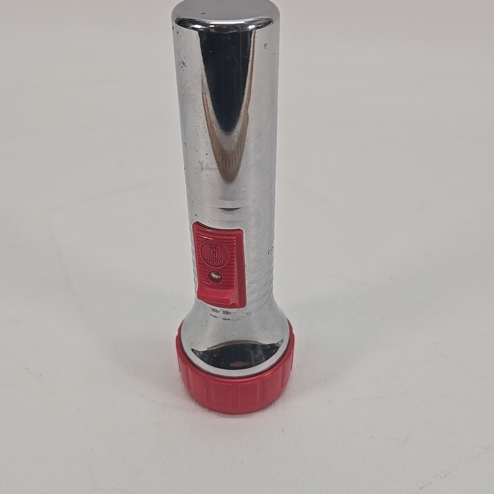 Metal & Red Plastic Made In USA Flashlight 6" Long 2 C Cell Batteries Works